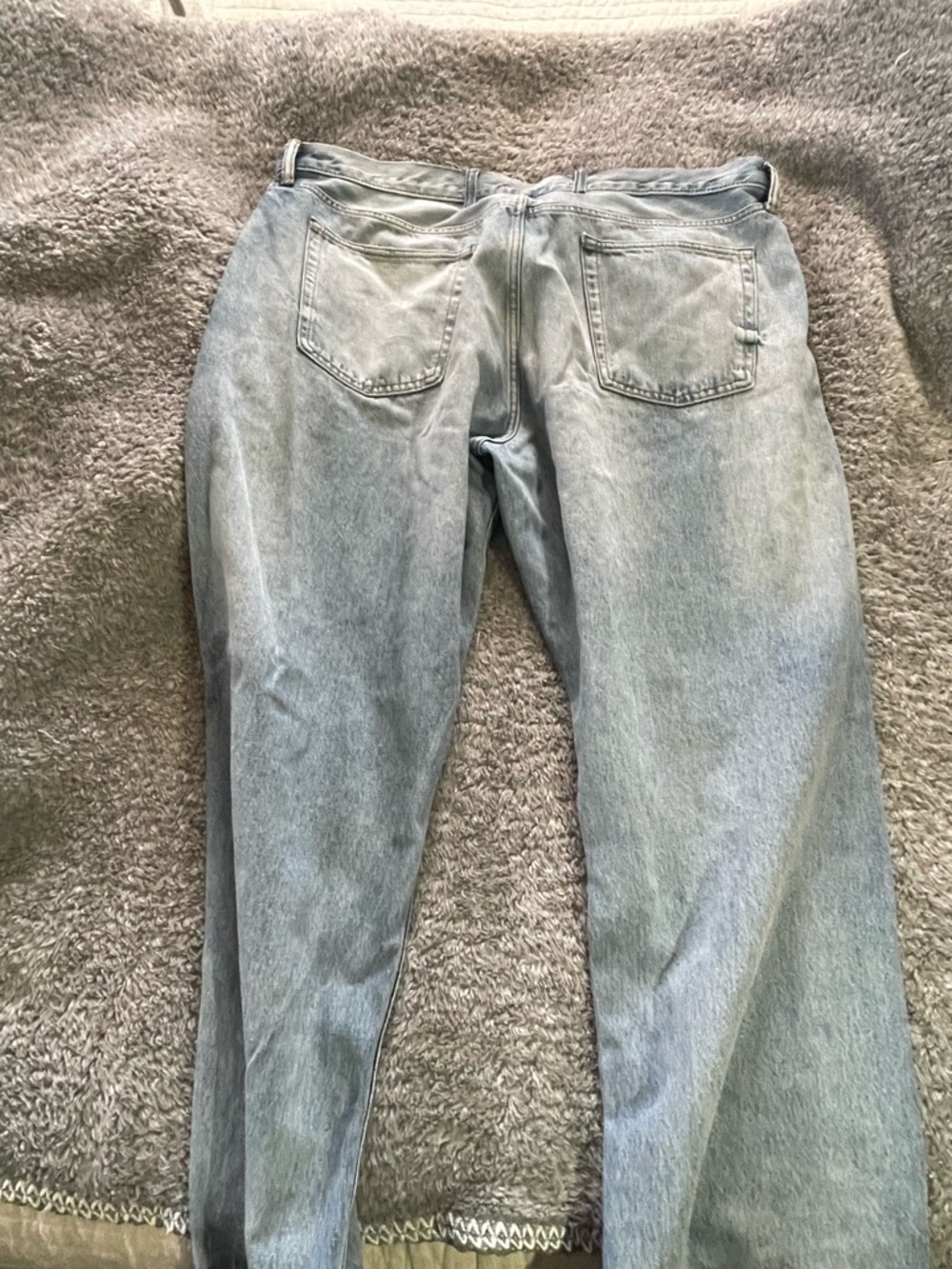 GAP Men's Relaxed Light Blue Denim Jeans